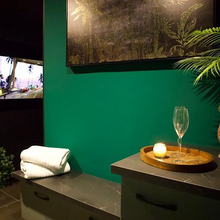 Sejour Detente A Saint-Omer - Jacuzzi Prive, Terrasse, Centre-Ville Et Parking Gratuit Ngoại thất bức ảnh