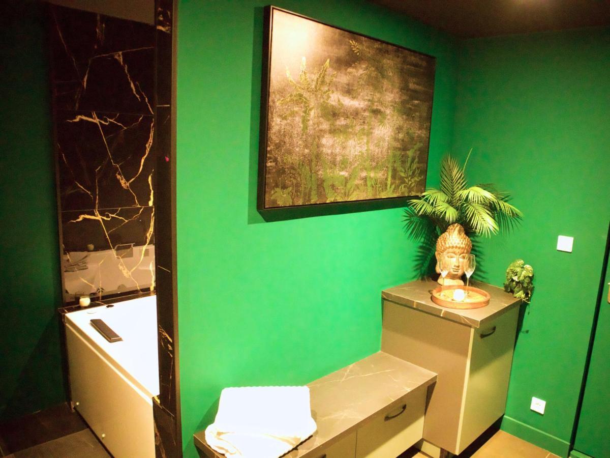 Sejour Detente A Saint-Omer - Jacuzzi Prive, Terrasse, Centre-Ville Et Parking Gratuit Ngoại thất bức ảnh